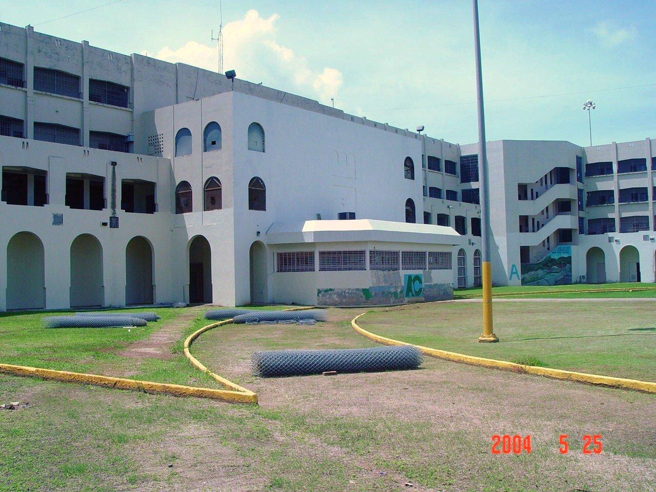 Antigua Penitenciaría Estatal de Río Piedras - Oso Blanco - San Juan (Río Piedras) - 2004 00026